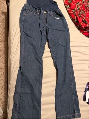 Lilac Women’s Maternity Straight-Leg Jeans in Dark Blue